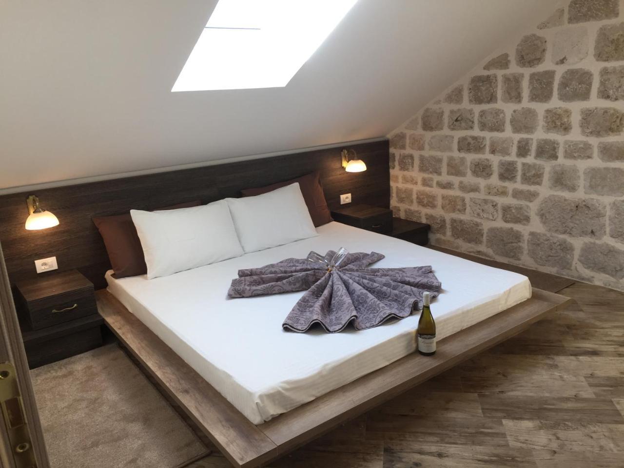Apartment Radimiri Kotor Luaran gambar