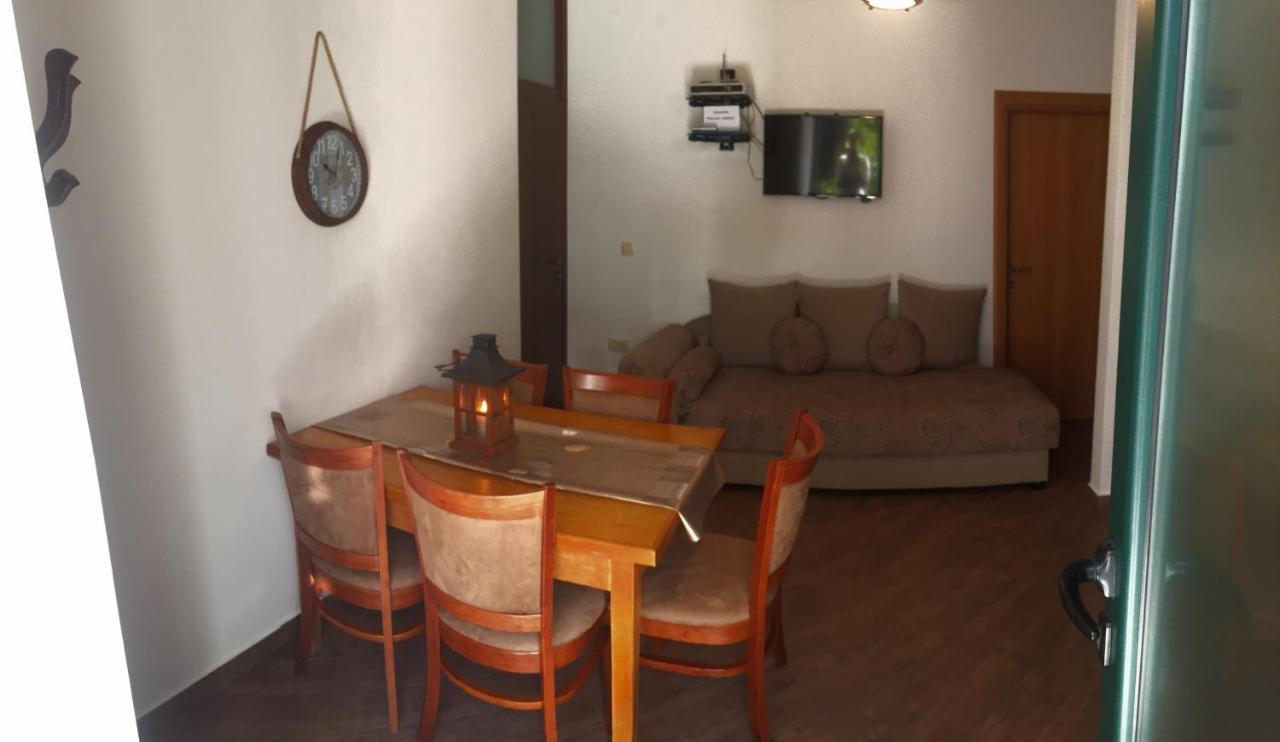 Apartment Radimiri Kotor Luaran gambar